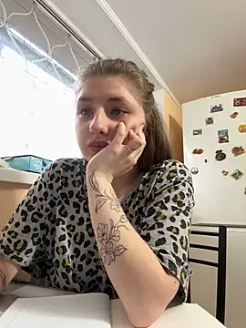 sexyy girl  online show from March 15, 11:40 am