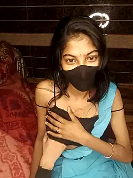Snapshot of Shalu79 chatting on December 6, 10:19 pm Shalu79 online show from December 6, 10:19 pm