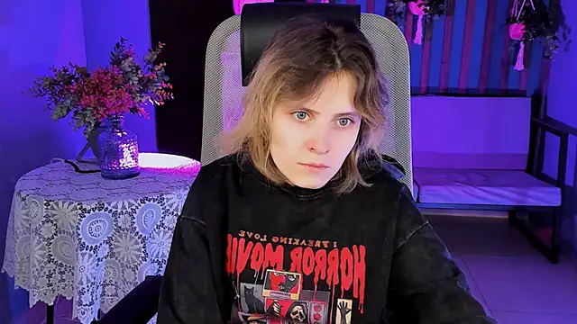 LolaAsmus online show from February 12, 7:44 am