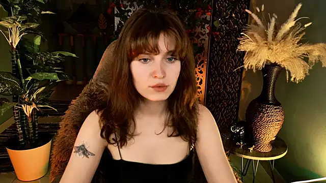 Snapshot of LolaAsmus chatting on March 28, 4:17 pm LolaAsmus online show from March 28, 4:17 pm