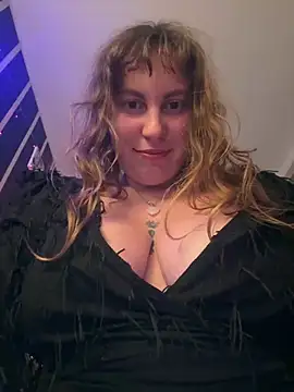 Snapshot of Yanacool007 chatting on February 17, 7:42 pm Yanacool007 online show from February 17, 7:42 pm