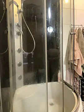 Snapshot of Yanacool007 chatting on October 2, 8:16 pm Yanacool007 online show from October 2, 8:16 pm