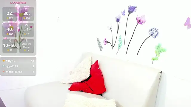 Snapshot of michell___ chatting on December 5, 6:54 am michell online show from December 5, 6:54 am