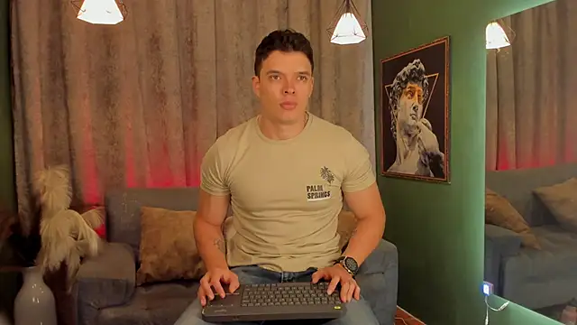 Snapshot of Jake_Tylerr_ chatting on July 23, 5:55 pm Jake Tylerr online show from July 23, 5:55 pm