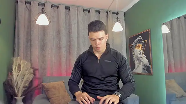 Snapshot of Jake_Tylerr_ chatting on August 5, 7:28 pm Jake Tylerr online show from August 5, 7:28 pm