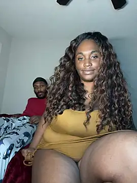 Stacy Raine online show from February 12, 7:42 pm