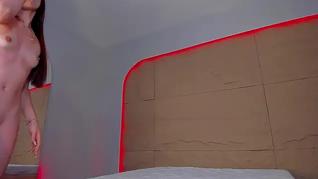 MilaHal  online show from February 27, 3:59 pm