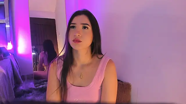 MilaHal  online show from December 22, 9:01 pm