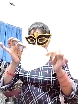 Babydoll 18 online show from November 10, 3:00 pm