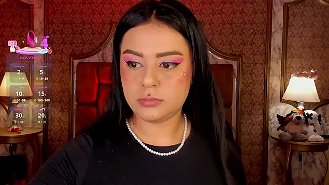 SoffiQueen online show from January 15, 1:37 pm