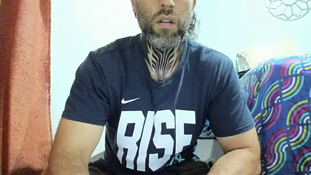 Antoniohot2024 online show from January 18, 1:41 am