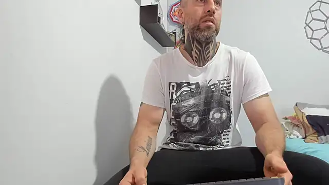 Antoniohot2024 online show from February 17, 12:05 pm