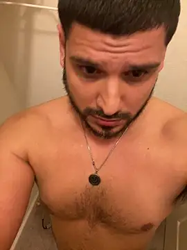 Insaneskillzz69 online show from March 16, 8:40 am