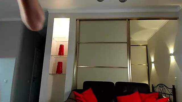 Emma Flin online show from January 8, 10:48 am