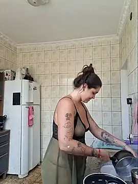 luuhcat09 online show from March 13, 3:50 pm