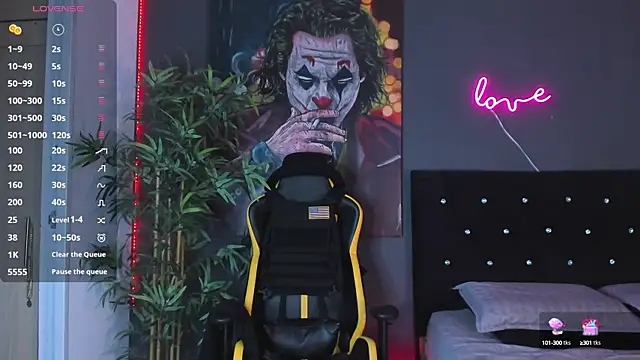 Snapshot of jordan_mayers02 chatting on February 8, 11:01 am jordan mayers02 online show from February 8, 11:01 am