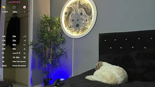 jordan mayers02 online show from December 3, 10:02 am