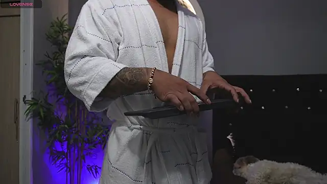 Snapshot of jordan_mayers02 chatting on February 10, 9:02 am jordan mayers02 online show from February 10, 9:02 am