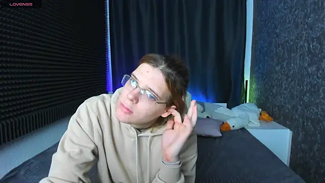 KIKI Krash online show from January 30, 10:08 am