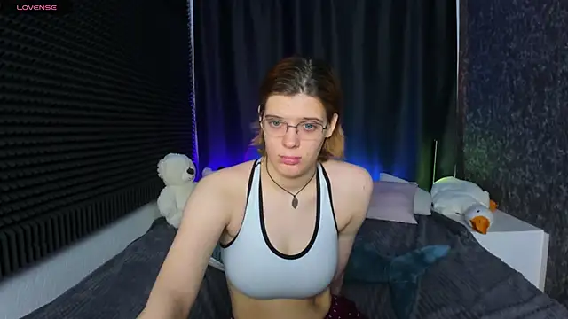 KIKI Krash online show from February 4, 10:10 am