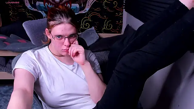 KIKI Krash online show from February 21, 4:48 pm