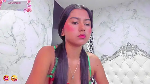 Emmy Cute18 online show from January 18, 11:21 am