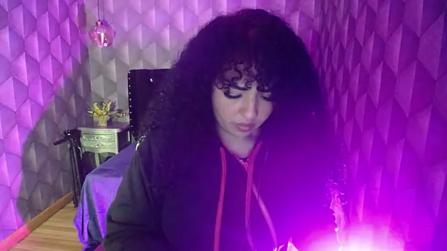 Sofiacowperx online show from February 27, 12:34 pm