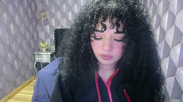 Sofiacowperx online show from March 2, 3:05 pm