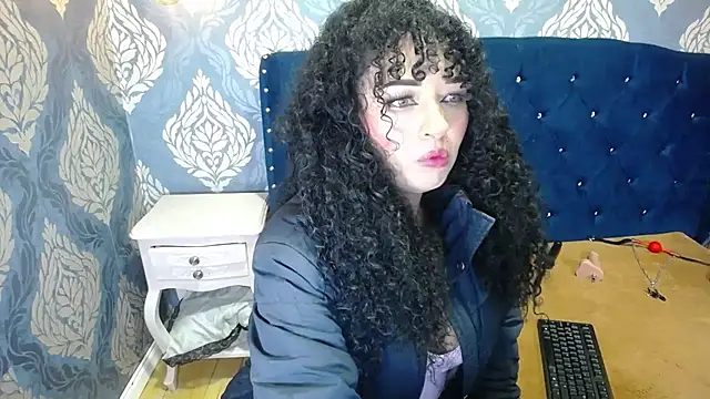 Sofiacowperx online show from October 6, 3:31 pm