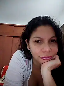 Carliina Soussa online show from February 27, 4:20 am