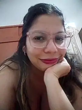 Carliina Soussa online show from April 8, 11:27 pm