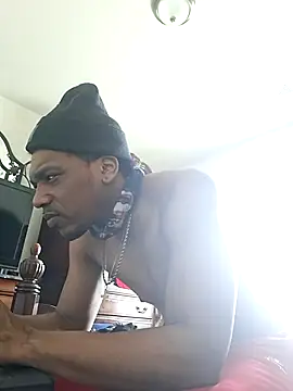 bigboytoy912 online show from April 18, 3:49 pm