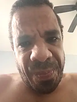 Tjskigh online show from April 10, 3:39 pm