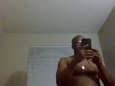 Snapshot of littbbc chatting on December 23, 4:22 am littbbc online show from December 23, 4:22 am