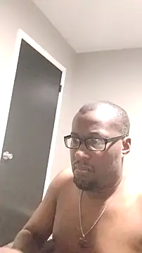 Snapshot of littbbc chatting on February 28, 12:54 am littbbc online show from February 28, 12:54 am