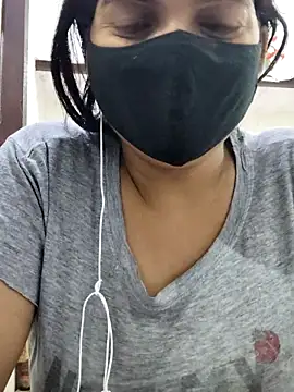 Snapshot of illay_love chatting on October 21, 5:02 pm illay love online show from October 21, 5:02 pm