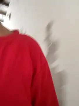 Snapshot of illay_love chatting on November 17, 3:56 am illay love online show from November 17, 3:56 am