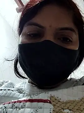 Snapshot of illay_love chatting on January 6, 5:55 am illay love online show from January 6, 5:55 am