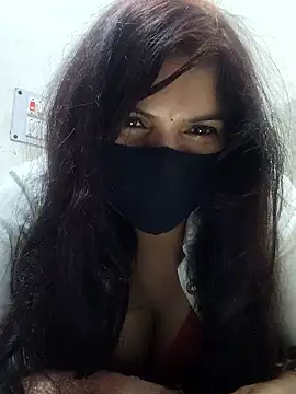 Snapshot of illay_love chatting on January 9, 6:31 pm illay love online show from January 9, 6:31 pm