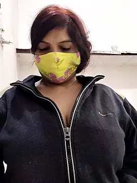 Snapshot of illay_love chatting on January 12, 7:08 pm illay love online show from January 12, 7:08 pm