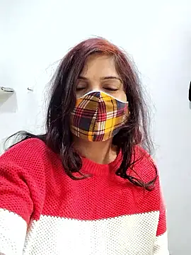 Snapshot of illay_love chatting on January 13, 7:13 am illay love online show from January 13, 7:13 am