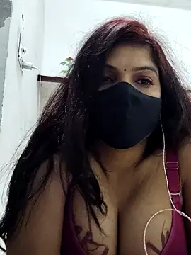 Snapshot of illay_love chatting on January 31, 7:11 pm illay love online show from January 31, 7:11 pm