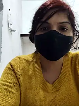 Snapshot of illay_love chatting on February 2, 7:34 pm illay love online show from February 2, 7:34 pm