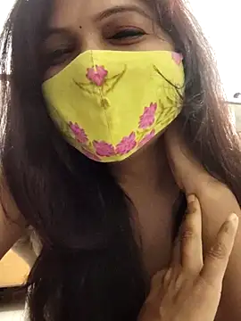 Snapshot of illay_love chatting on February 6, 6:22 pm illay love online show from February 6, 6:22 pm