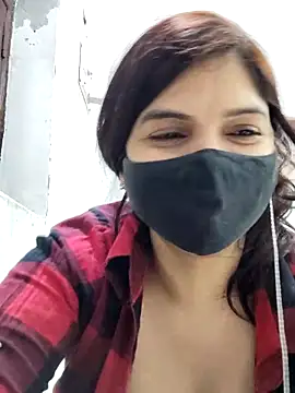 Snapshot of illay_love chatting on February 27, 8:20 pm illay love online show from February 27, 8:20 pm