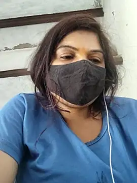 Snapshot of illay_love chatting on March 3, 7:25 am illay love online show from March 3, 7:25 am