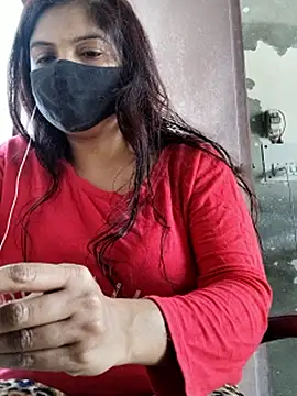 Snapshot of illay_love chatting on March 11, 5:02 am illay love online show from March 11, 5:02 am