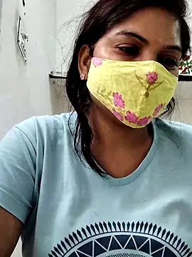 Snapshot of illay_love chatting on March 16, 5:44 am illay love online show from March 16, 5:44 am