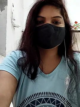 Snapshot of illay_love chatting on March 21, 12:10 pm illay love online show from March 21, 12:10 pm