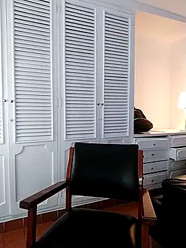 Adel Nesbiit online show from March 25, 7:42 pm